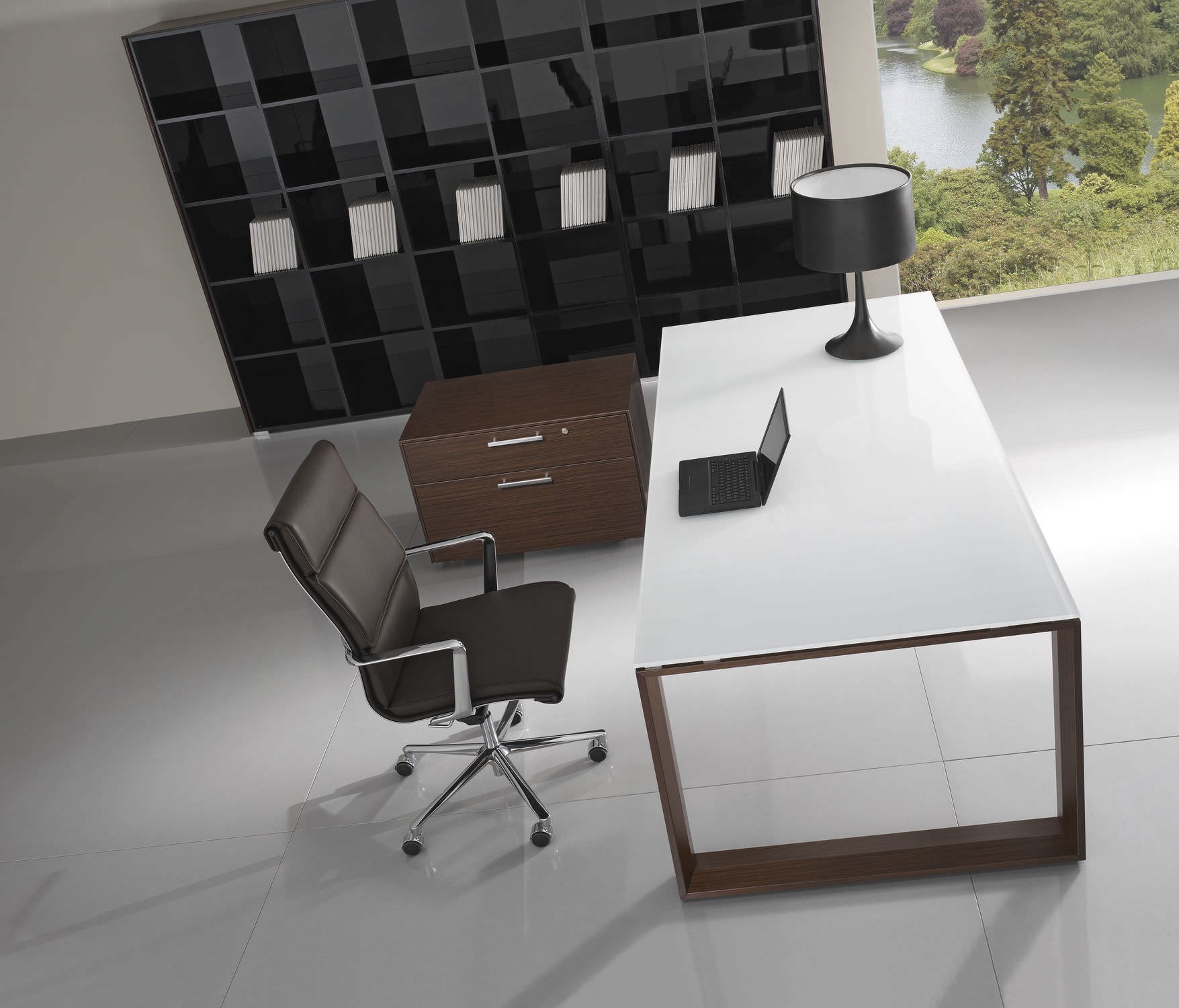 Arche range executive desk whit Crystal top