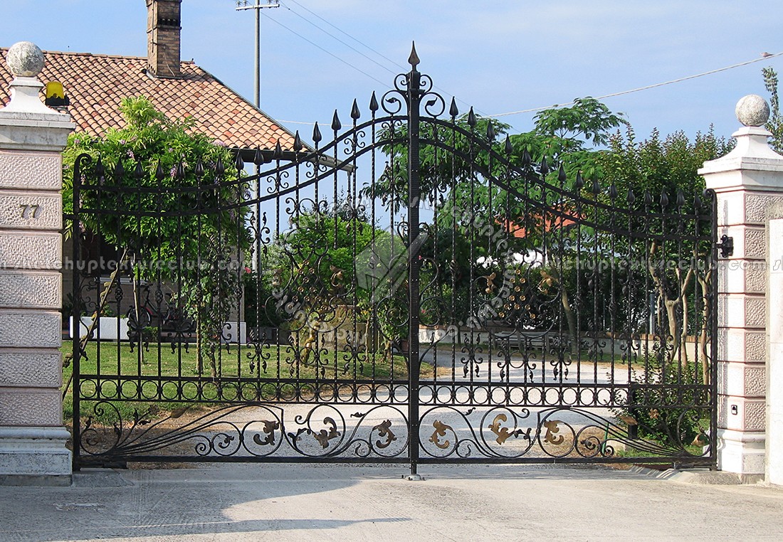 Metal entrance gate texture 18571