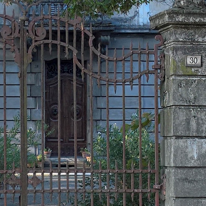 Textures   -   ARCHITECTURE   -   BUILDINGS   -   Gates  - Old rusty iron entrance gate texture 18599 - HR Full resolution preview demo