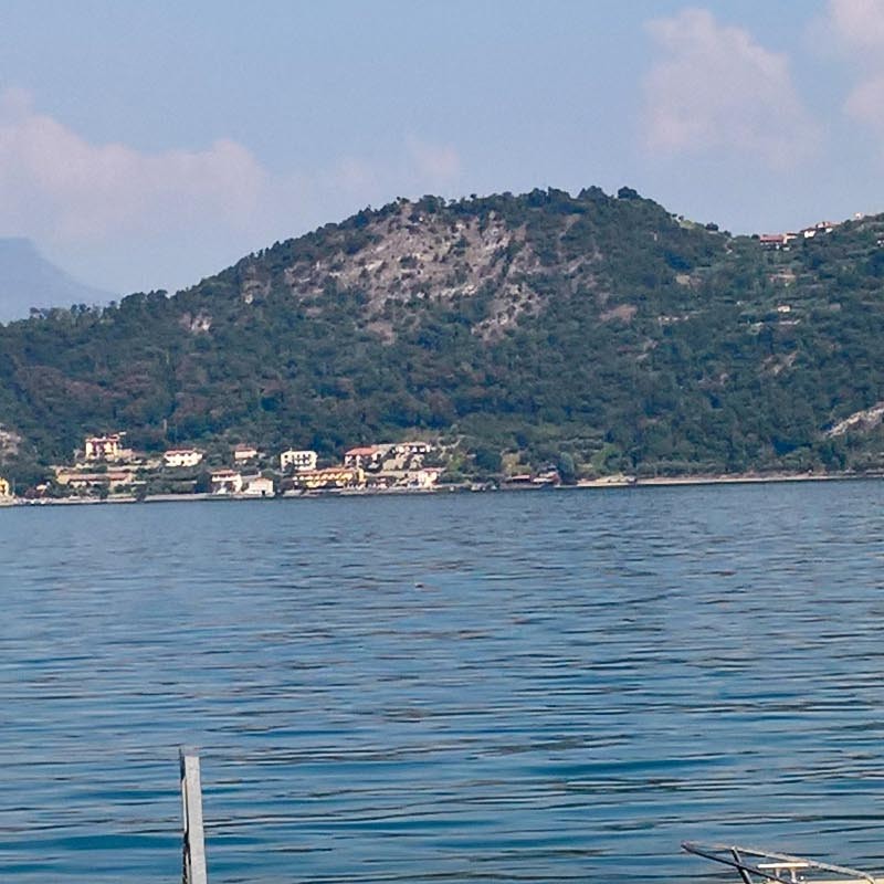 Textures   -   BACKGROUNDS &amp; LANDSCAPES   -   NATURE   -   Lakes  - Italy iseo lake landscape 18338 - HR Full resolution preview demo