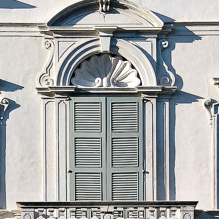 Textures   -   ARCHITECTURE   -   BUILDINGS   -   Windows   -   mixed windows  - Old residential window with balcony texture 18449 - HR Full resolution preview demo