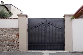 Textures   -   ARCHITECTURE   -   BUILDINGS   -   Gates  - Metal entrance gate texture 18566