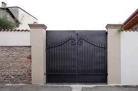 Textures   -   ARCHITECTURE   -   BUILDINGS   -  Gates - Metal entrance gate texture 18566