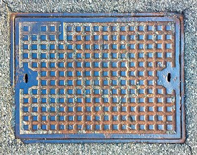 Textures   -   ARCHITECTURE   -   ROADS   -   Street elements  - Rusty metal manhole texture 19698