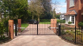 Textures   -   ARCHITECTURE   -   BUILDINGS   -  Gates - Iron entrance gate texture 18576