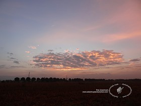 Textures   -   BACKGROUNDS &amp; LANDSCAPES   -   SUNRISES &amp; SUNSETS  - Sunrise background in the countryside 17705