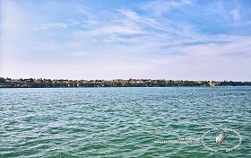 Textures   -   BACKGROUNDS &amp; LANDSCAPES   -   NATURE   -  Lakes - Italy garda lake landascape 18285