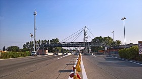 Textures   -   BACKGROUNDS &amp; LANDSCAPES   -   ROADS &amp; PARKINGS  - Tollbooth landscape texture 17589