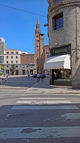 Textures   -   BACKGROUNDS &amp; LANDSCAPES   -  CITY &amp; TOWNS - Cremona italy city landscape 17605