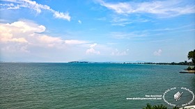 Textures   -   BACKGROUNDS &amp; LANDSCAPES   -   NATURE   -  Lakes - Italy garda lake landascape 18309