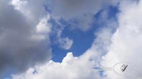 Textures   -   BACKGROUNDS &amp; LANDSCAPES   -   SKY &amp; CLOUDS  - Cloudy sky background 18369