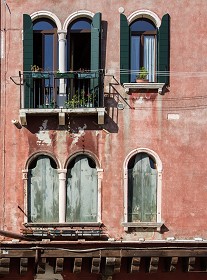 Textures   -   ARCHITECTURE   -   BUILDINGS   -   Windows   -  mixed windows - Old venice windows texture 01085