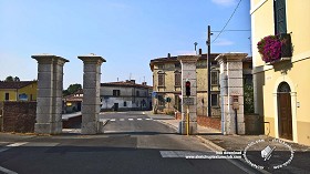 Textures   -   BACKGROUNDS &amp; LANDSCAPES   -  CITY &amp; TOWNS - Italy town urban area landscape 18066