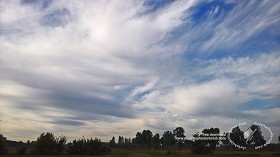 Textures   -   BACKGROUNDS &amp; LANDSCAPES   -   SKY &amp; CLOUDS  - Cloudy sky whit rural background 18398