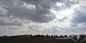 Textures   -   BACKGROUNDS &amp; LANDSCAPES   -  SKY &amp; CLOUDS - Sky before the storm with countryside background 18554