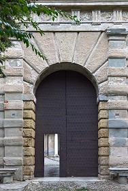 Textures   -   ARCHITECTURE   -   BUILDINGS   -   Doors   -   Main doors  - Old wood main door 18512