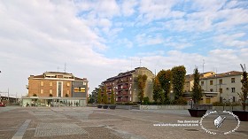 Textures   -   BACKGROUNDS &amp; LANDSCAPES   -   CITY &amp; TOWNS  - Italy urban area landscape background 19509