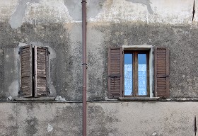 Textures   -   ARCHITECTURE   -   BUILDINGS   -   Windows   -   mixed windows  - Old damaged window texture 18429