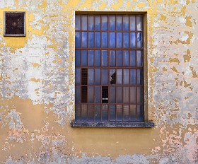 Textures   -   ARCHITECTURE   -   BUILDINGS   -   Windows   -   mixed windows  - Old damaged windows glass blocks broken texture 18437