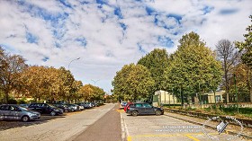 Textures   -   BACKGROUNDS &amp; LANDSCAPES   -   CITY &amp; TOWNS  - Italy urban area with autumn trees landscape 21044