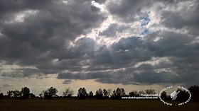 Textures   -   BACKGROUNDS &amp; LANDSCAPES   -   SKY &amp; CLOUDS  - Cloudy sky with rural background 20816