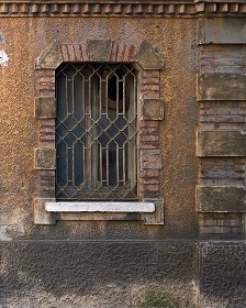 Textures   -   ARCHITECTURE   -   BUILDINGS   -   Windows   -   mixed windows  - Old residential window texture 18452