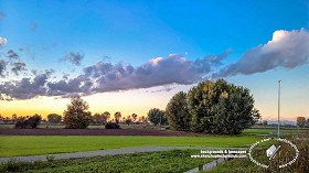 Textures   -   BACKGROUNDS &amp; LANDSCAPES   -   NATURE   -  Countrysides &amp; Hills - Autumn sunset with countryside background 21018