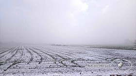 Textures   -   BACKGROUNDS &amp; LANDSCAPES   -   NATURE   -   Countrysides &amp; Hills  - First snowfall with countryside background 21156